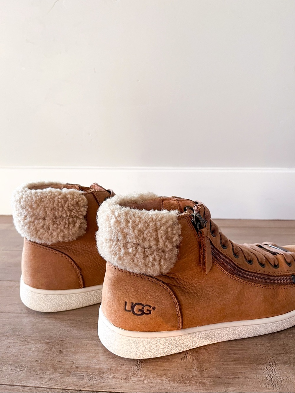 UGG Olive High Top Sneakers Chestnut Brown Shearling Collar Women’s 9.5 - Picture 10 of 12
